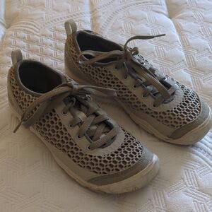 KEEN Women's Mercer Lace II CNX  Mesh Contour Arch Sneakers Size 7.5
